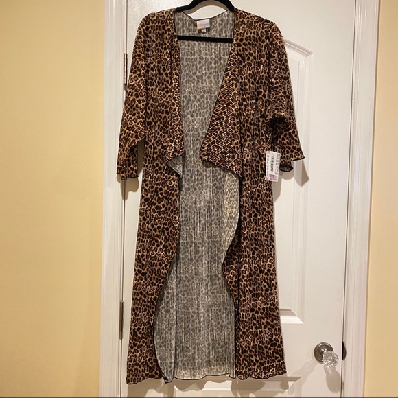 NWT Lularoe Shirley Kimono - Rare - Leopard - M - Picture 2 of 5